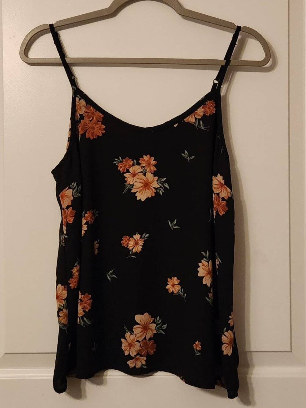 Forever 21 Floral Tank Black and Orange in Large